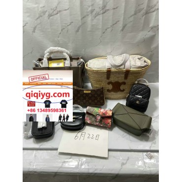 qiqiyg.com tangma2088.com official whatsapp:+8613489598361 Sacs à main et vêtements de mode en gros Darcy-yupoo Topk8-52