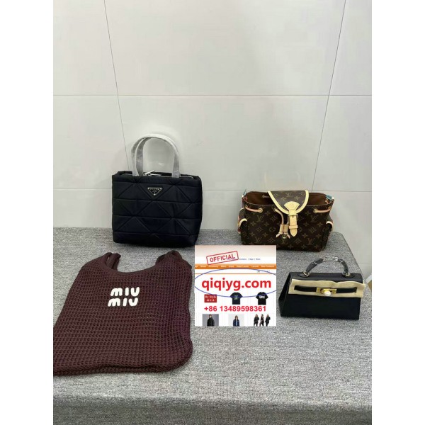 qiqiyg.com tangma2088.com official whatsapp:+8613489598361 Sacs à main et vêtements de mode en gros Darcy-yupoo Topk8-82